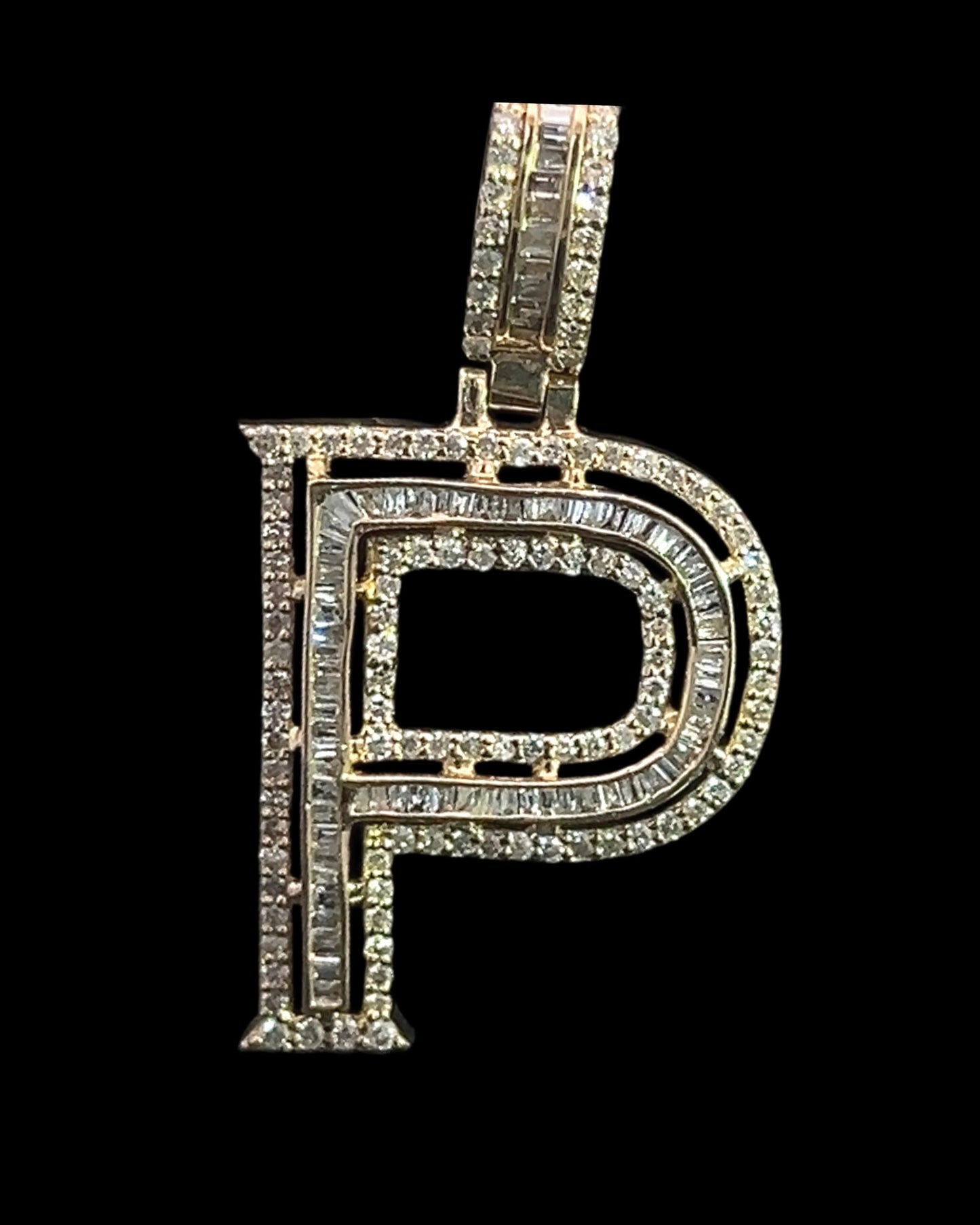 PENDANT LETRA P BAGUETTES 0.93CT 2.8GR 14K