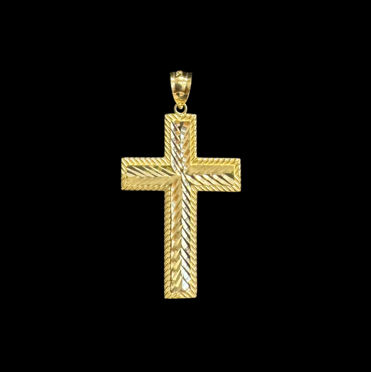 14K GOLD CROSS PENDANT (3.4GR)