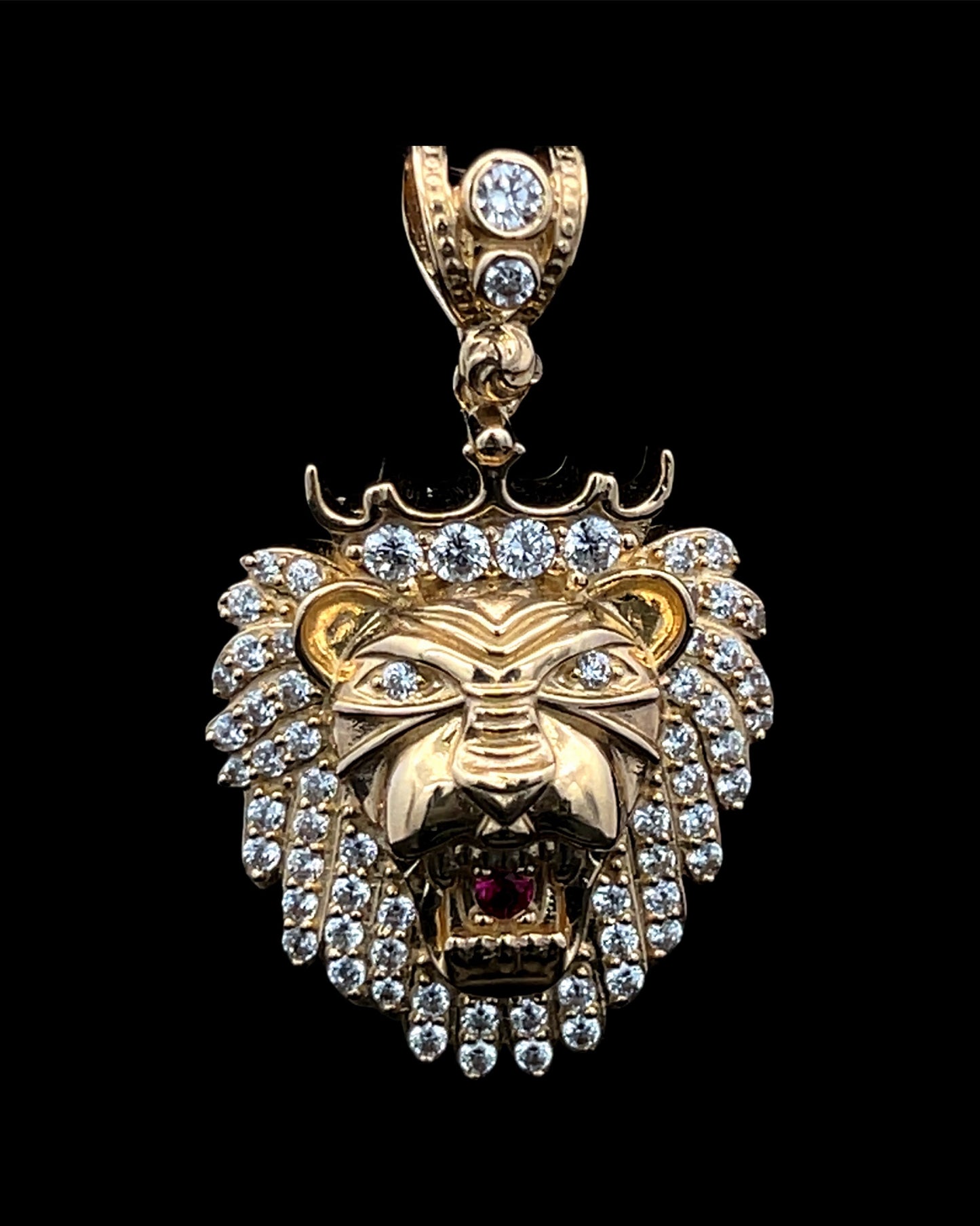 PENDANT CABEZA LEON CORONA PUAS MEDIUM CZ 8GR 14K