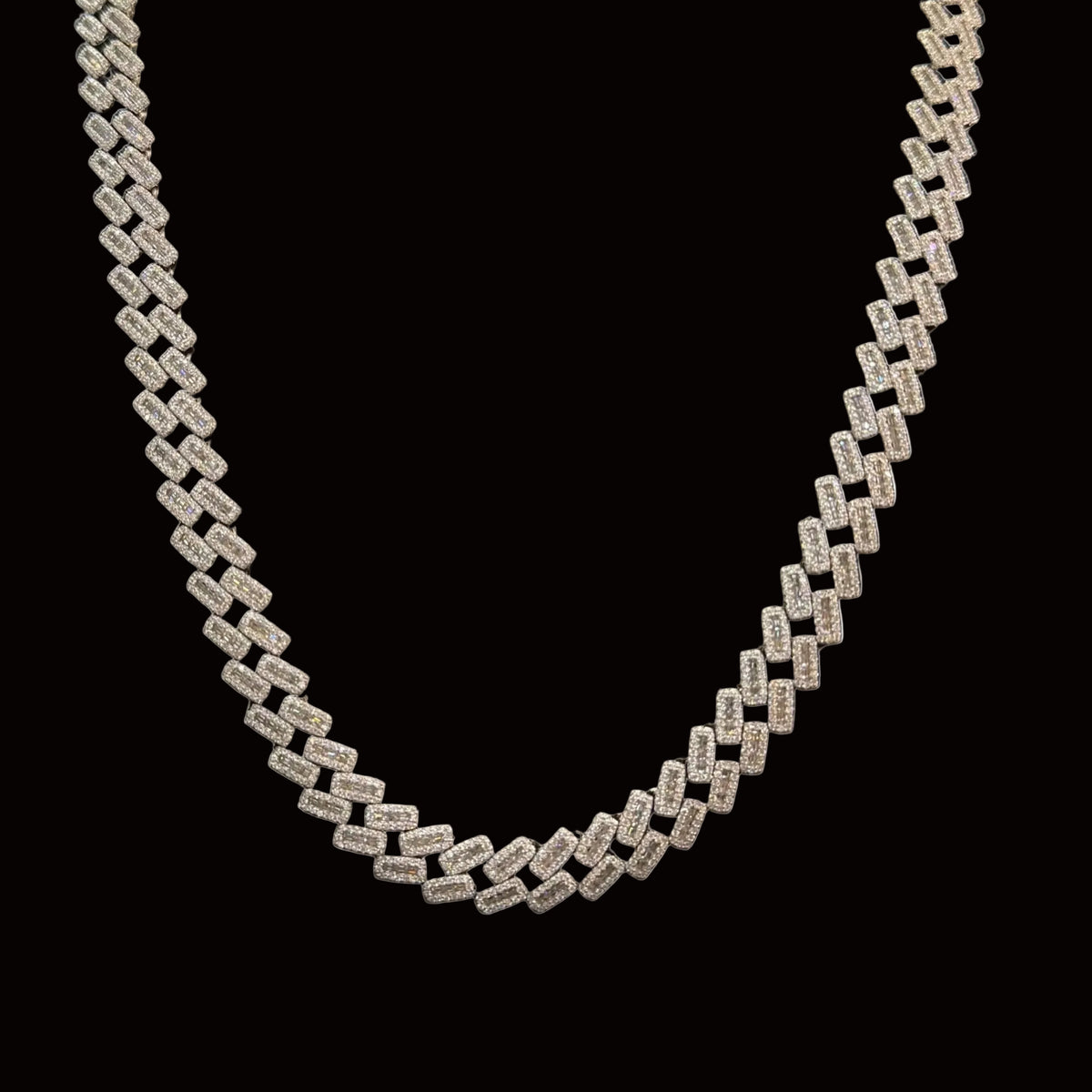 925 SILVER CUBAN CHAIN MOISSANITE (78.4GR 17.35CT VVS D COLOR 10MM 22")