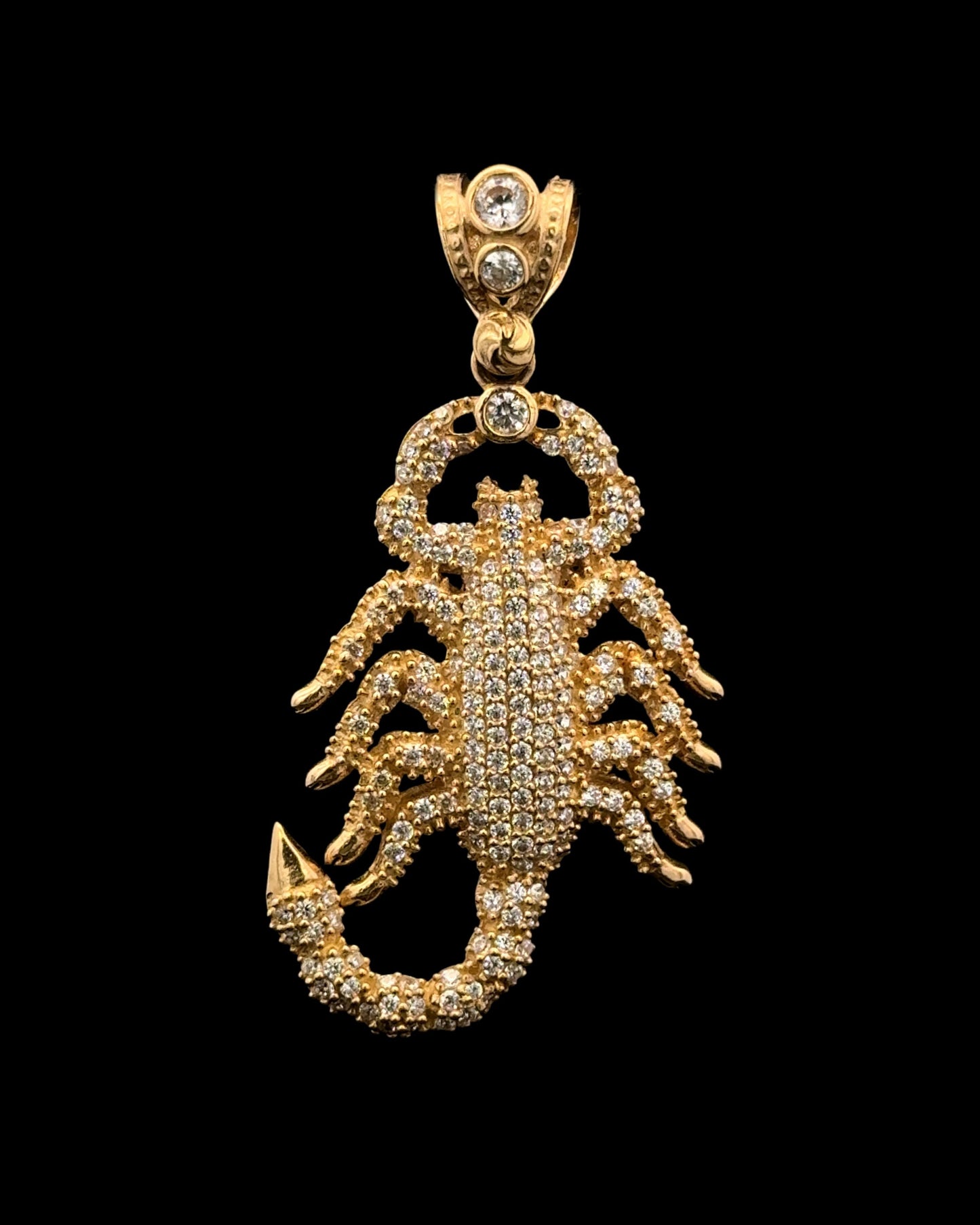 PENDANT ESCORPION CZ 6.2GR 14K
