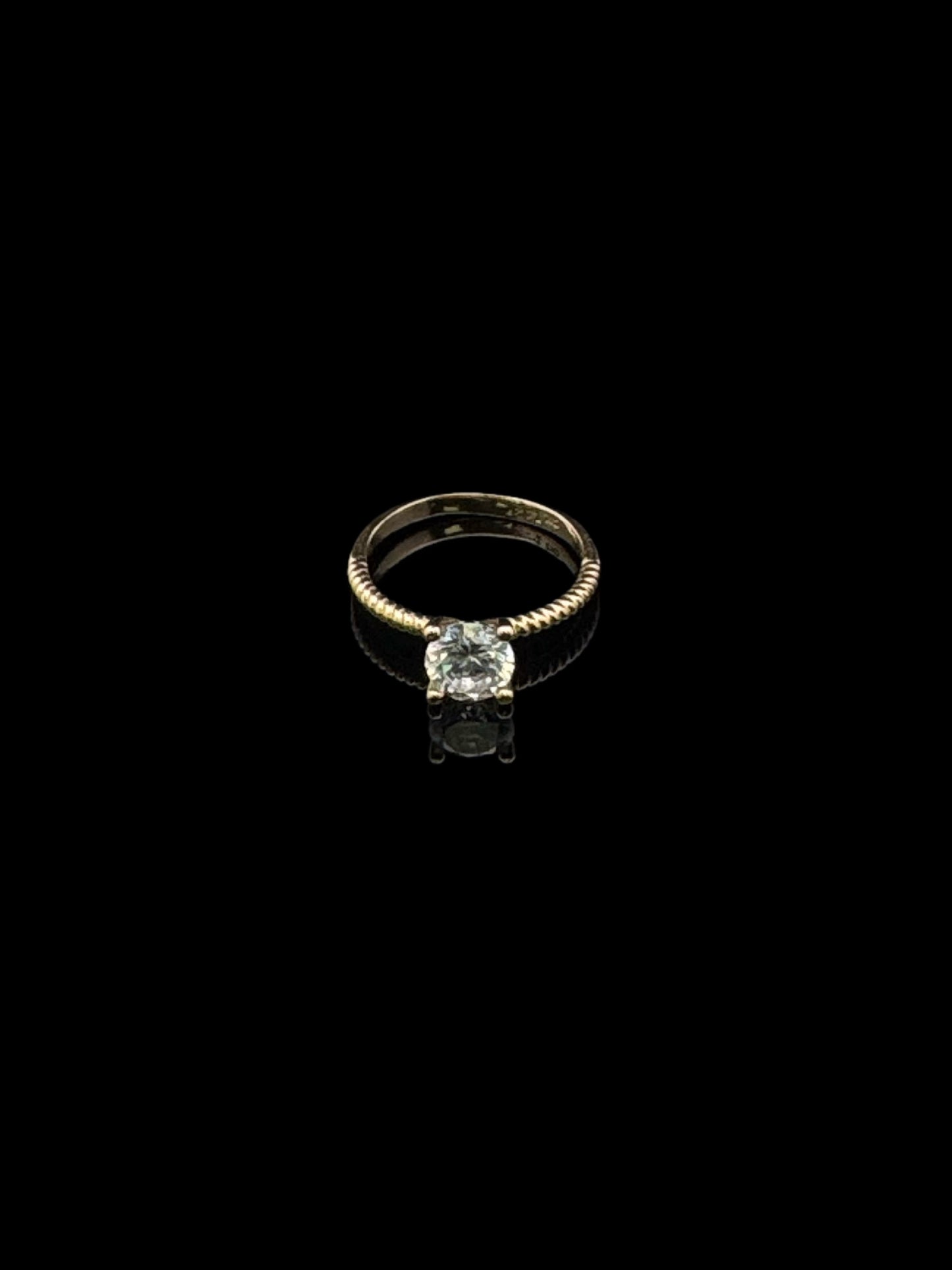 14K GOLD CZ ENGAGEMENT RING (3GR 7")