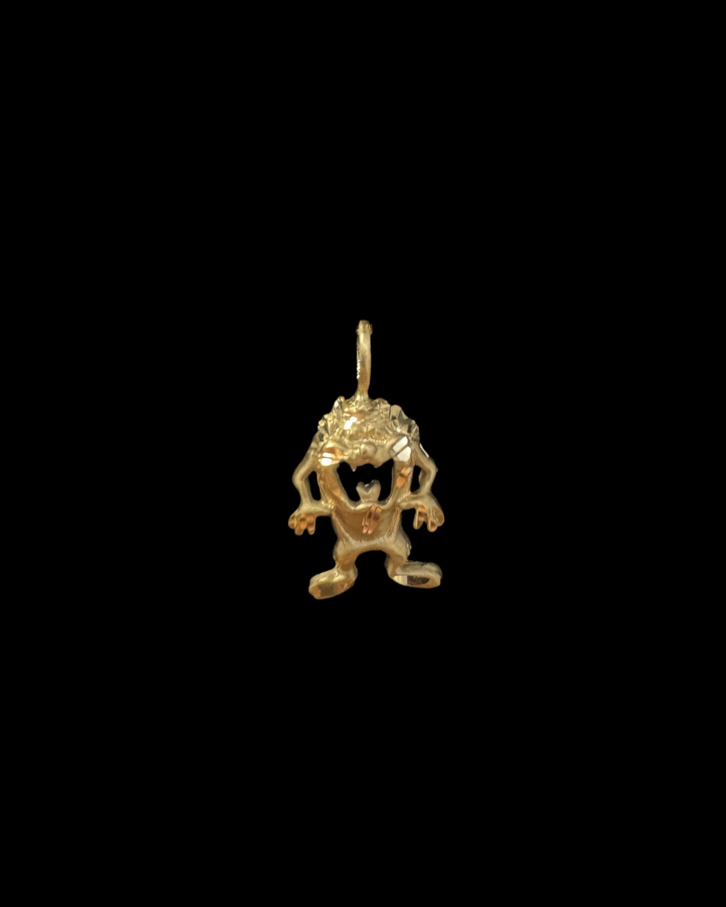 PENDANT FIGURA DW  1.5GR 14K