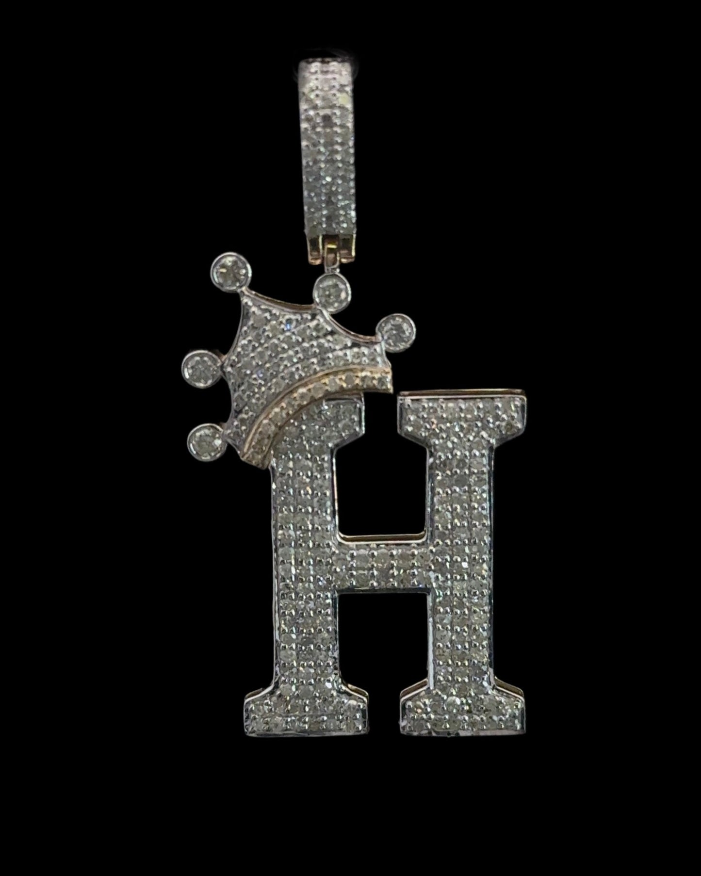 PENDANT LETRA H CON CORONA DIAMANTES 3.8GR 0.98CT 14K (SLNPD 0172-H)