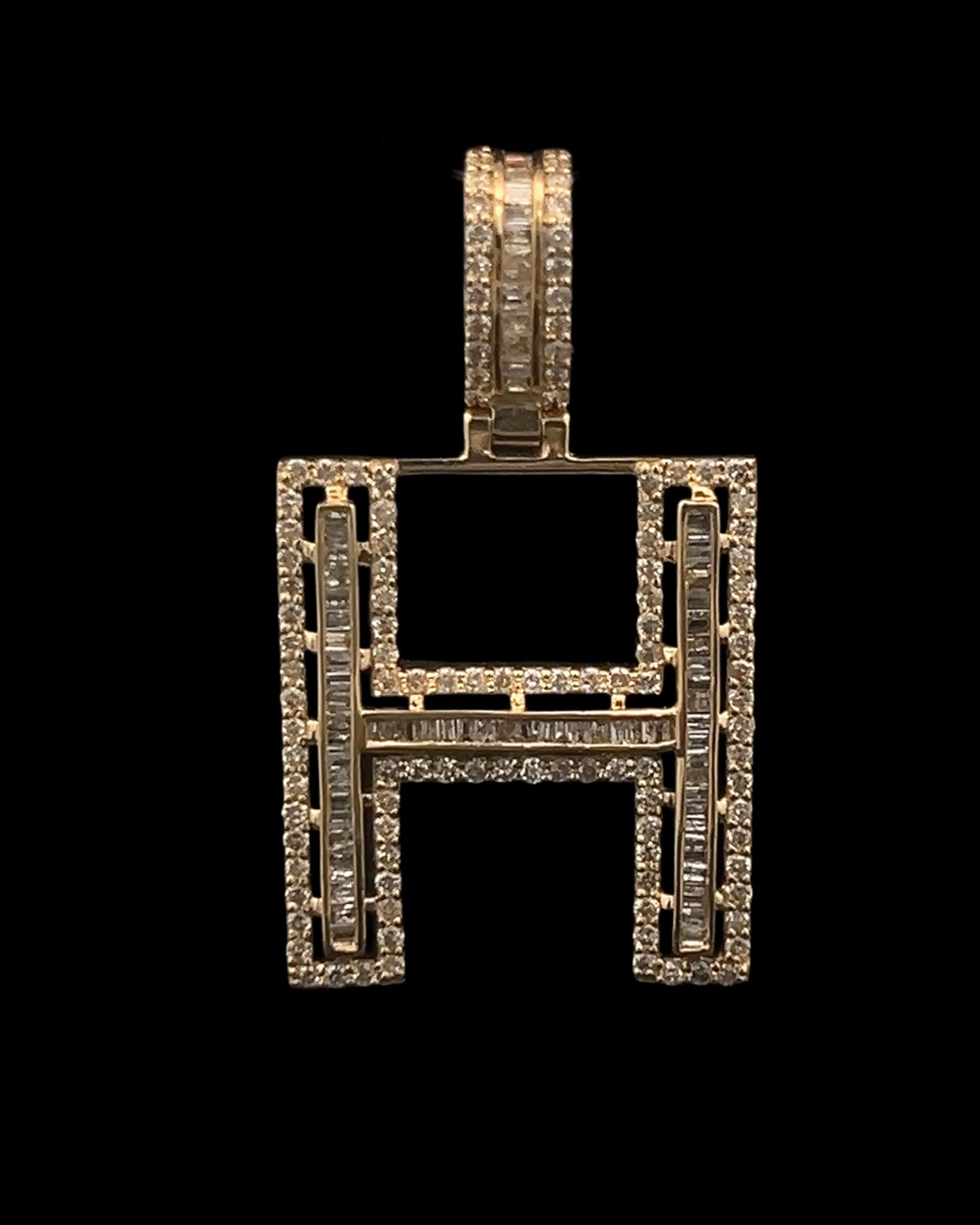 Yellow Gold Letter H Pendant Baguettes 0.93CT 3.4GR 14K