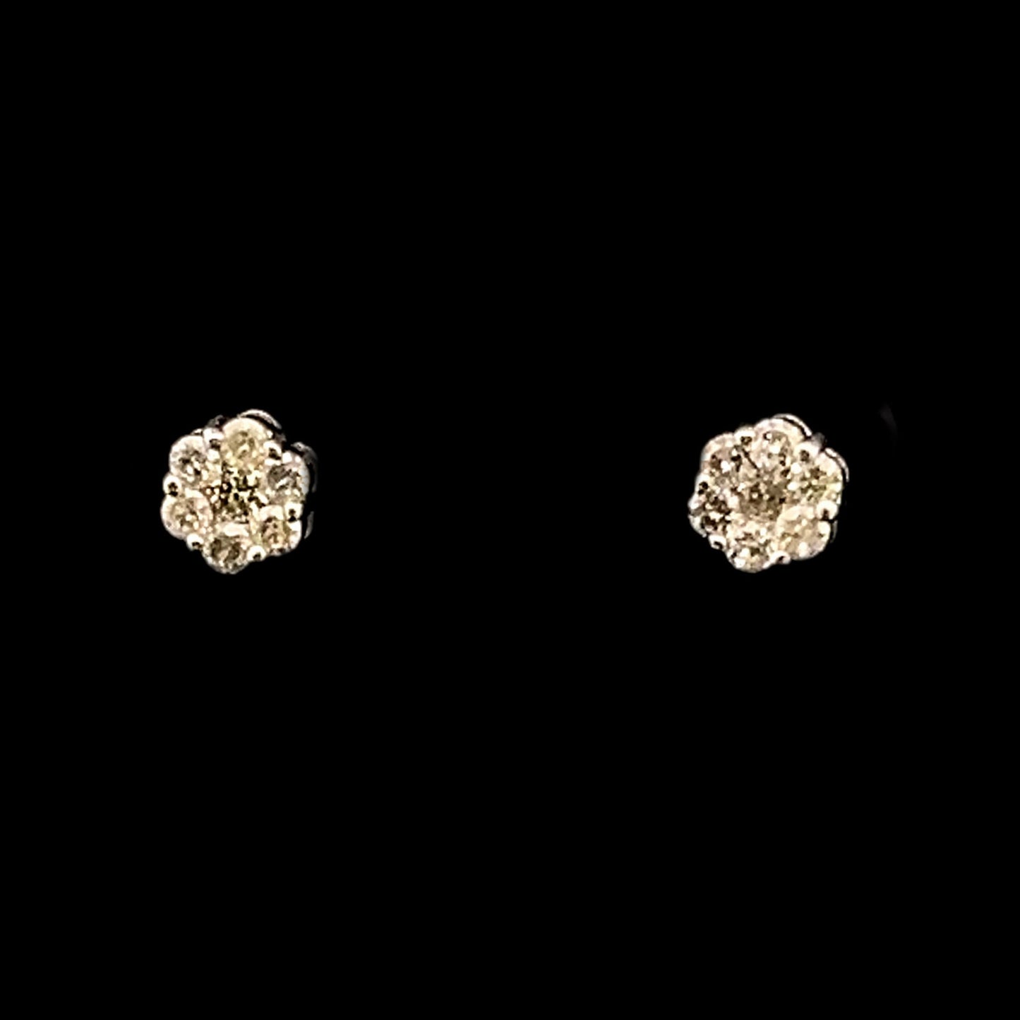 ARETES FLOR SMALL DIAMANTES BLANCO Y AMARILLO 1.3GR 14K 0.64CT (EX ER 1127-1)