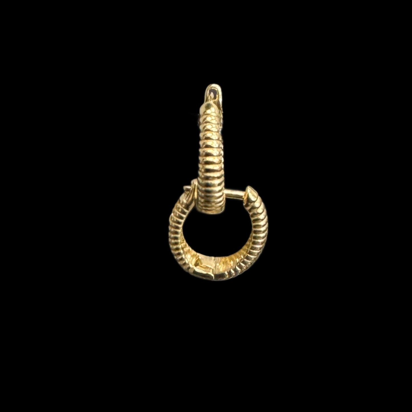 14K GOLD HUGGIES EARRINGS (2.6GR)