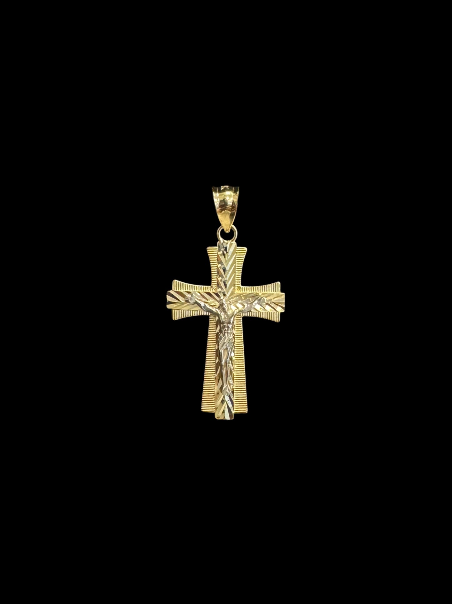 14K GOLD CROSS PENDANT (4GR)