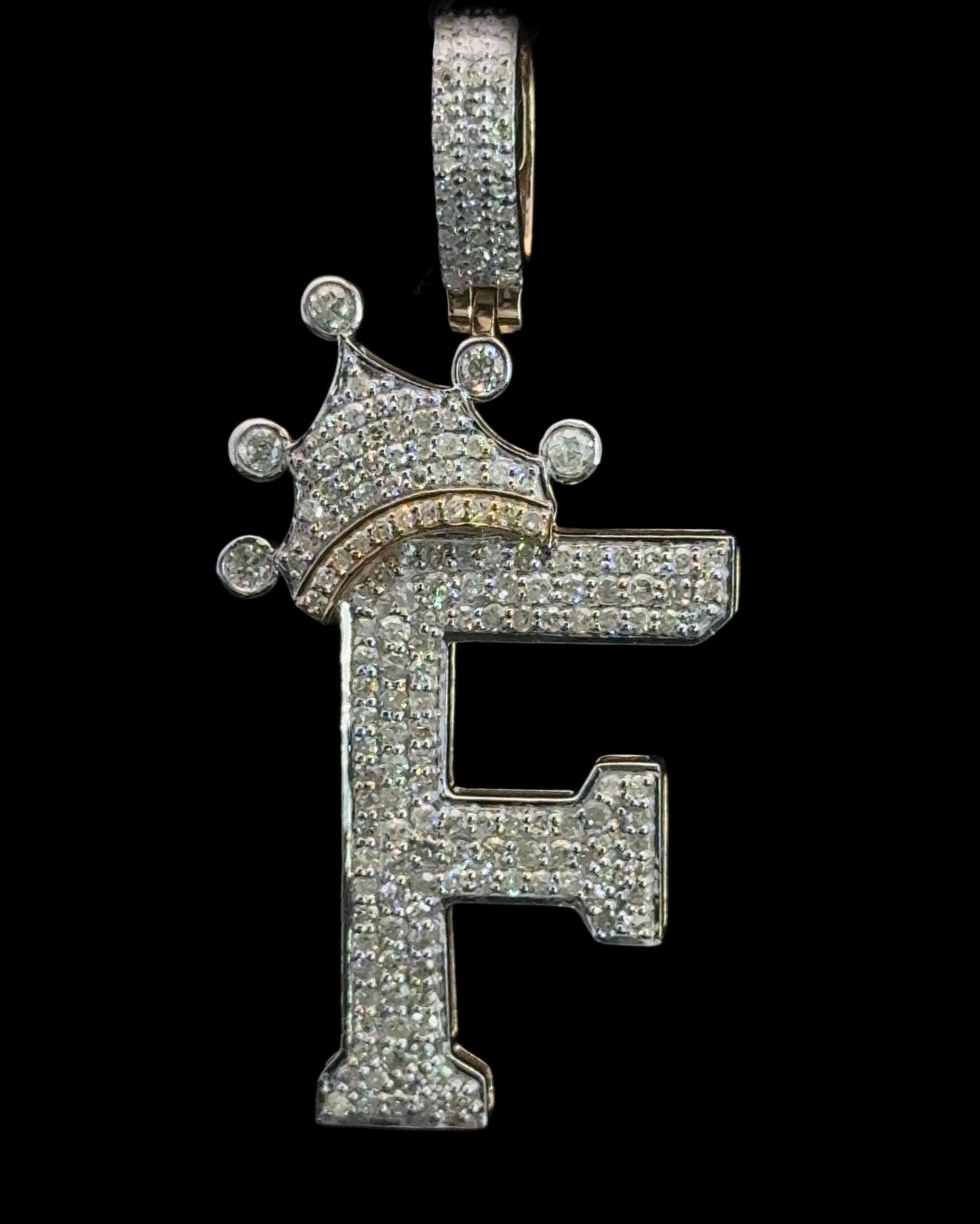 PENDANT LETRA F CON CORONA DIAMANTES 3.6GR 0.9CT 14K (SLNPD 0172-F)