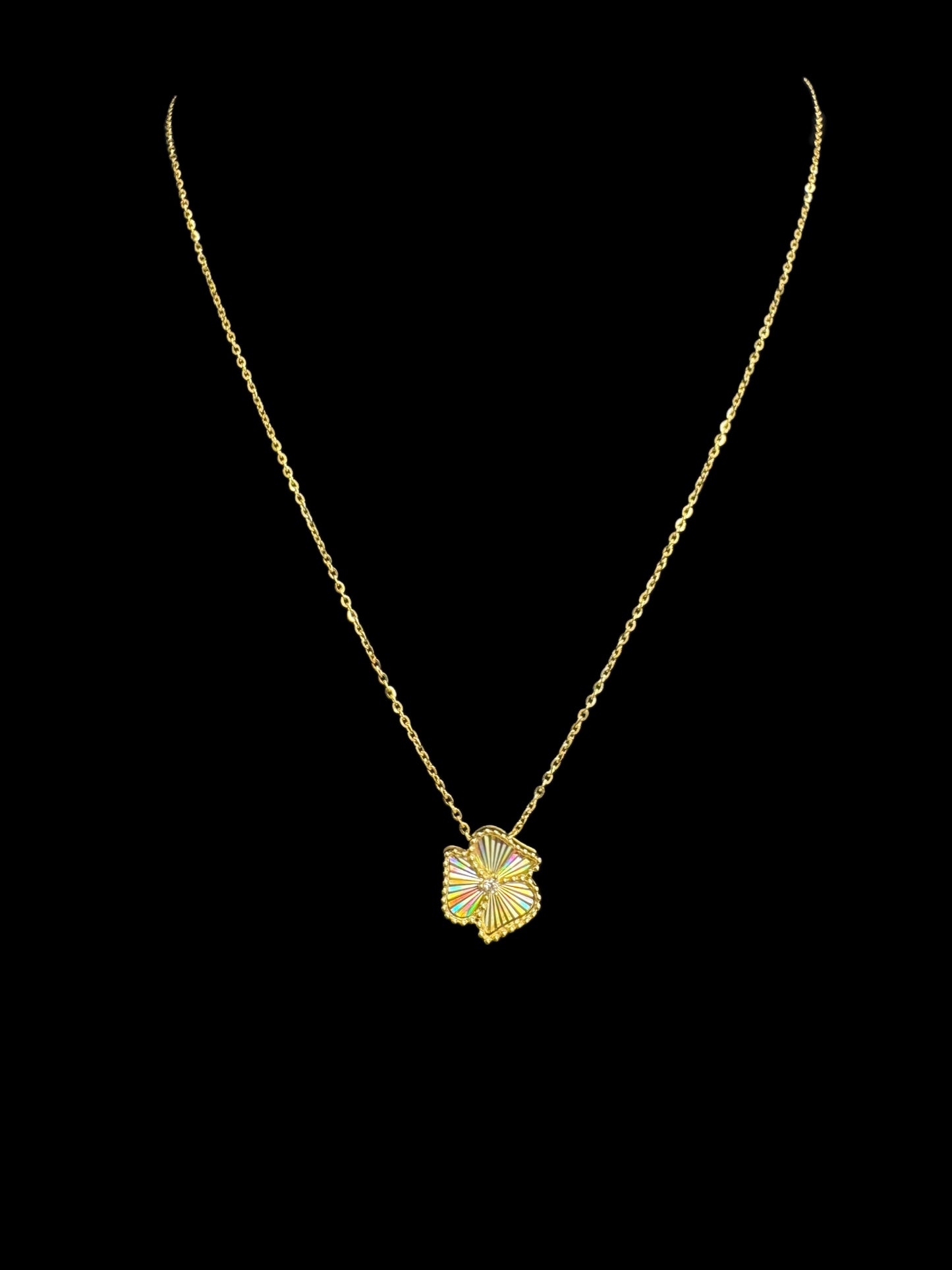 14K GOLD NECKLACE FLOWER (2.9GR 18")