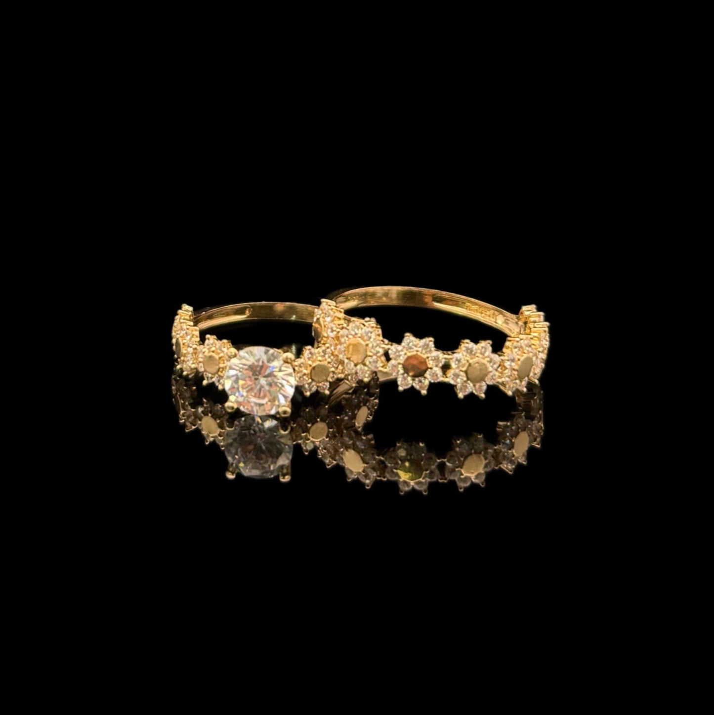 14K GOLD DUO ENGAGEMENT RINGS (4.5GR W7" M10")