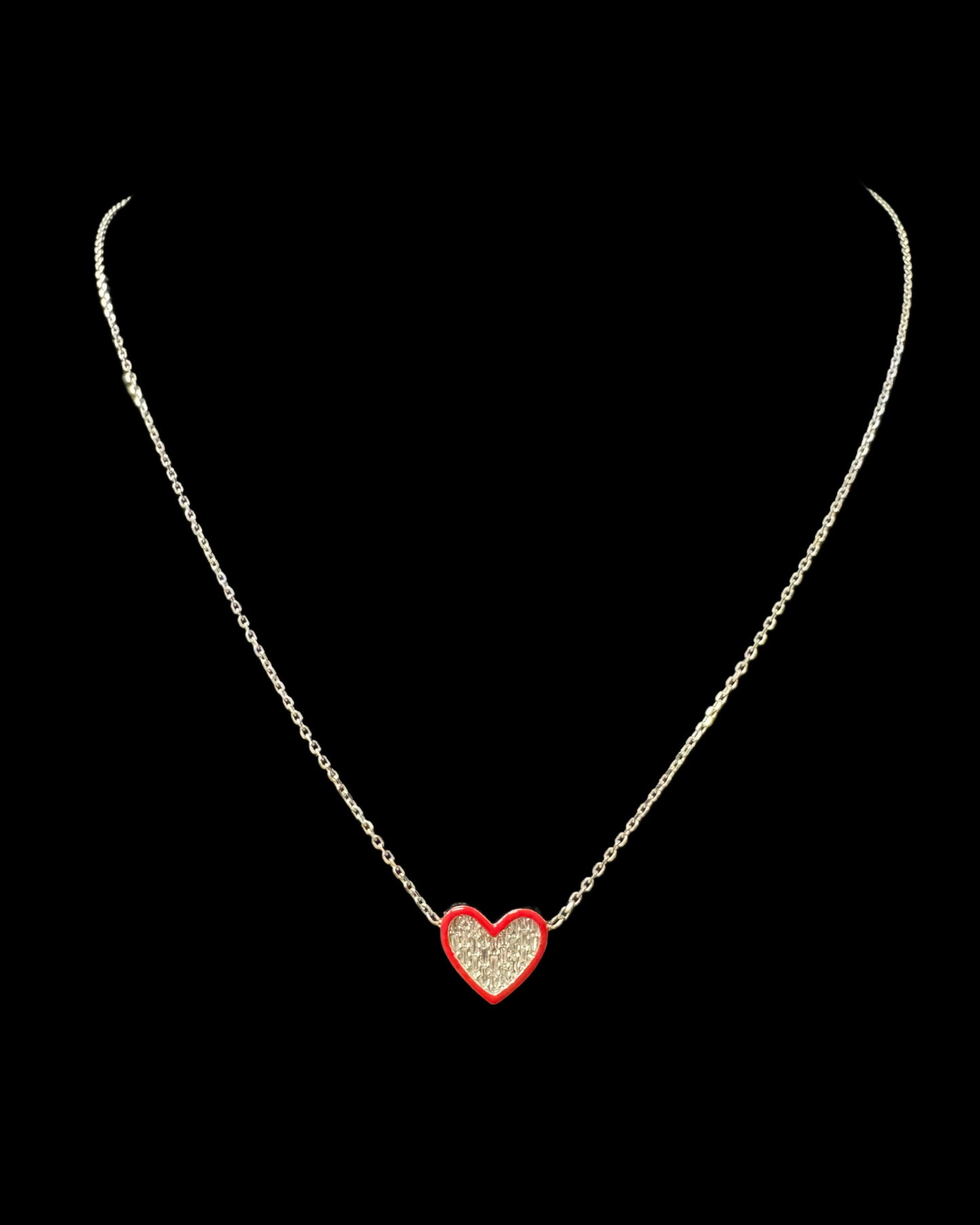 Yellow Gold Baguette Enamel Heart Necklace 0.37CT 3.3GR 14K 18"