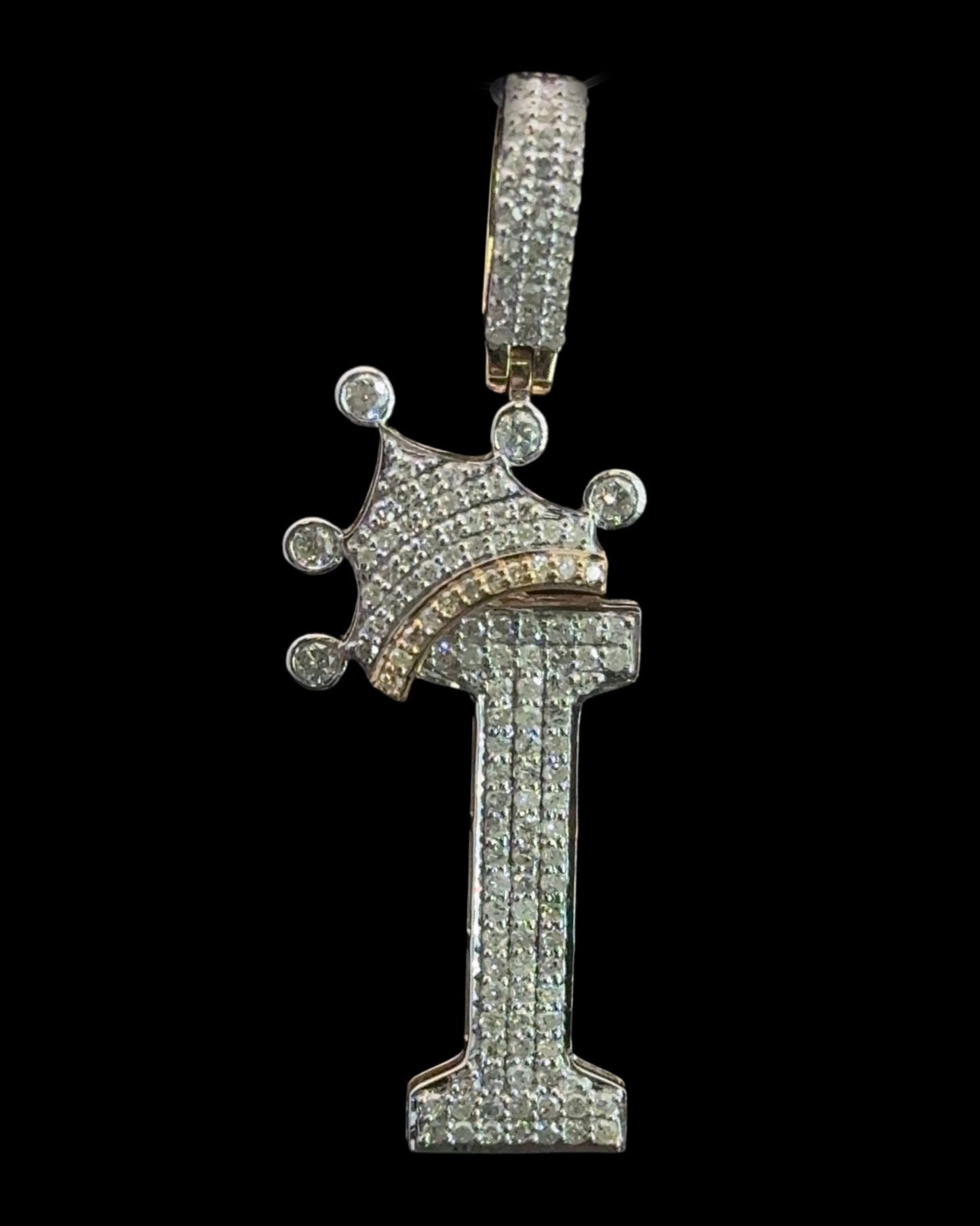 PENDANT LETRA I CON CORONA DIAMANTES 2.9GR 0.66CT 14K (SLNPD 0172-I)