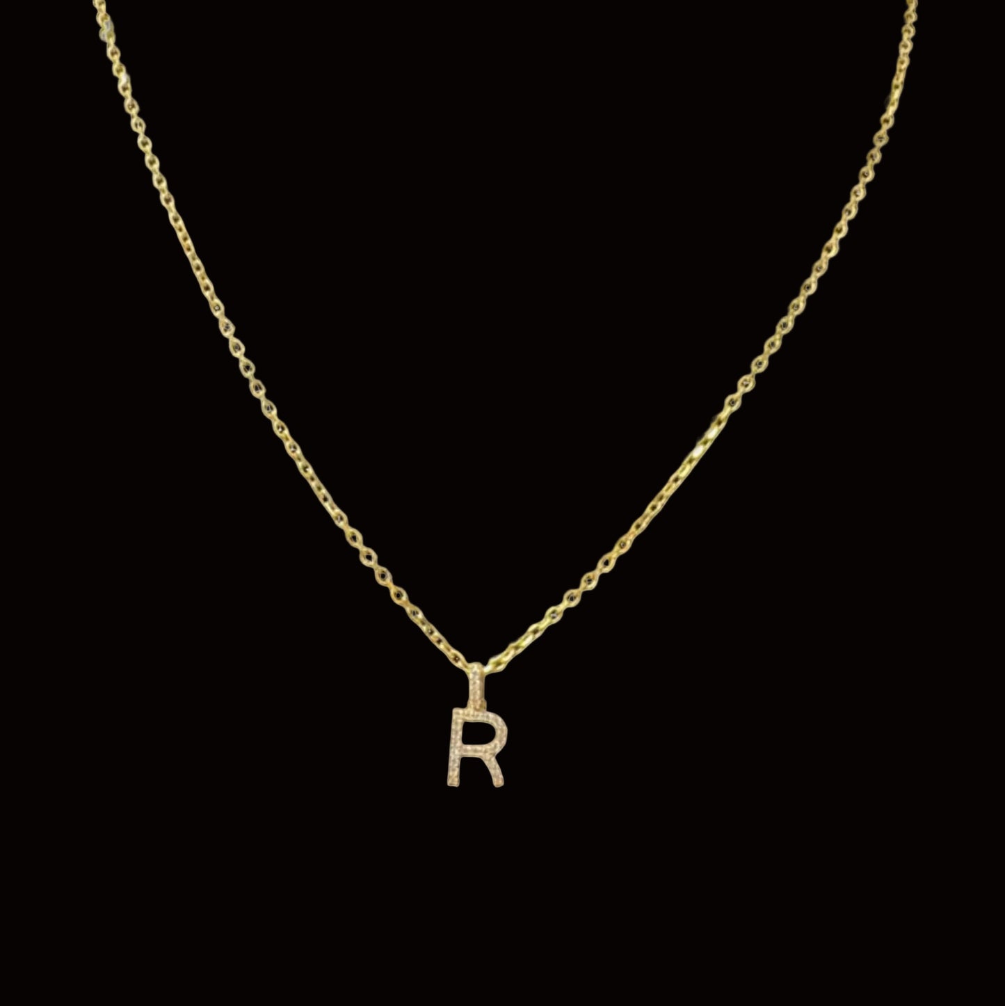 Collar con la letra R, 4 gr, oro de 14 quilates, 18"
