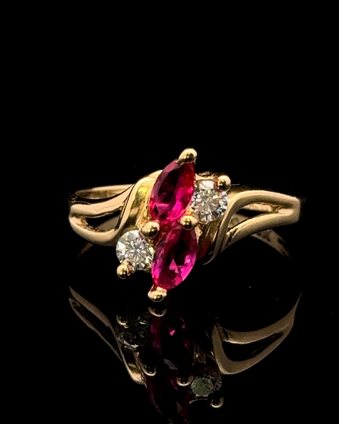 Yellow Gold Fuchsia Stone Ring (CZ) 2.3GR 14K 7"