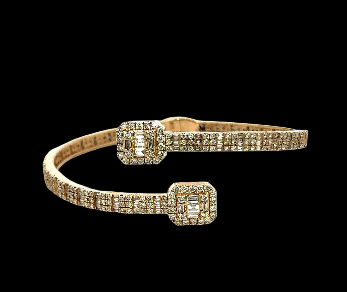 Yellow Gold Baguette Bangle 4CT 19.5GR 14K 17"