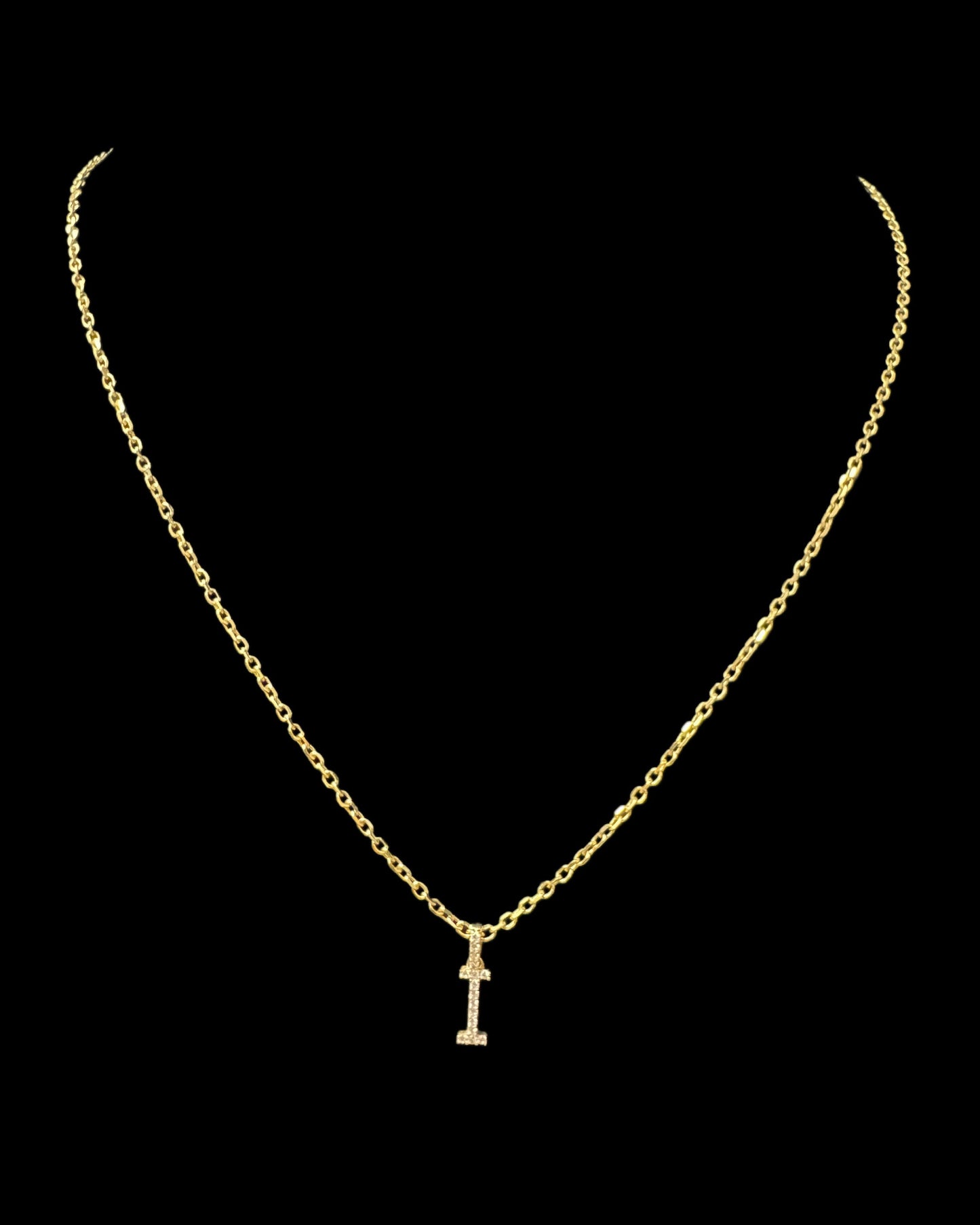Letter I Necklace 2.3GR 14K 18"