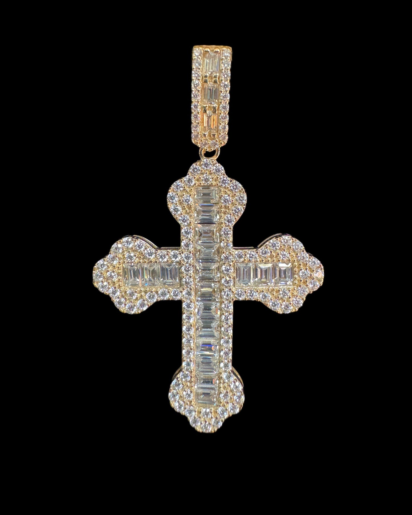 PENDANT CROSS MOISSANITE 4GR 14K