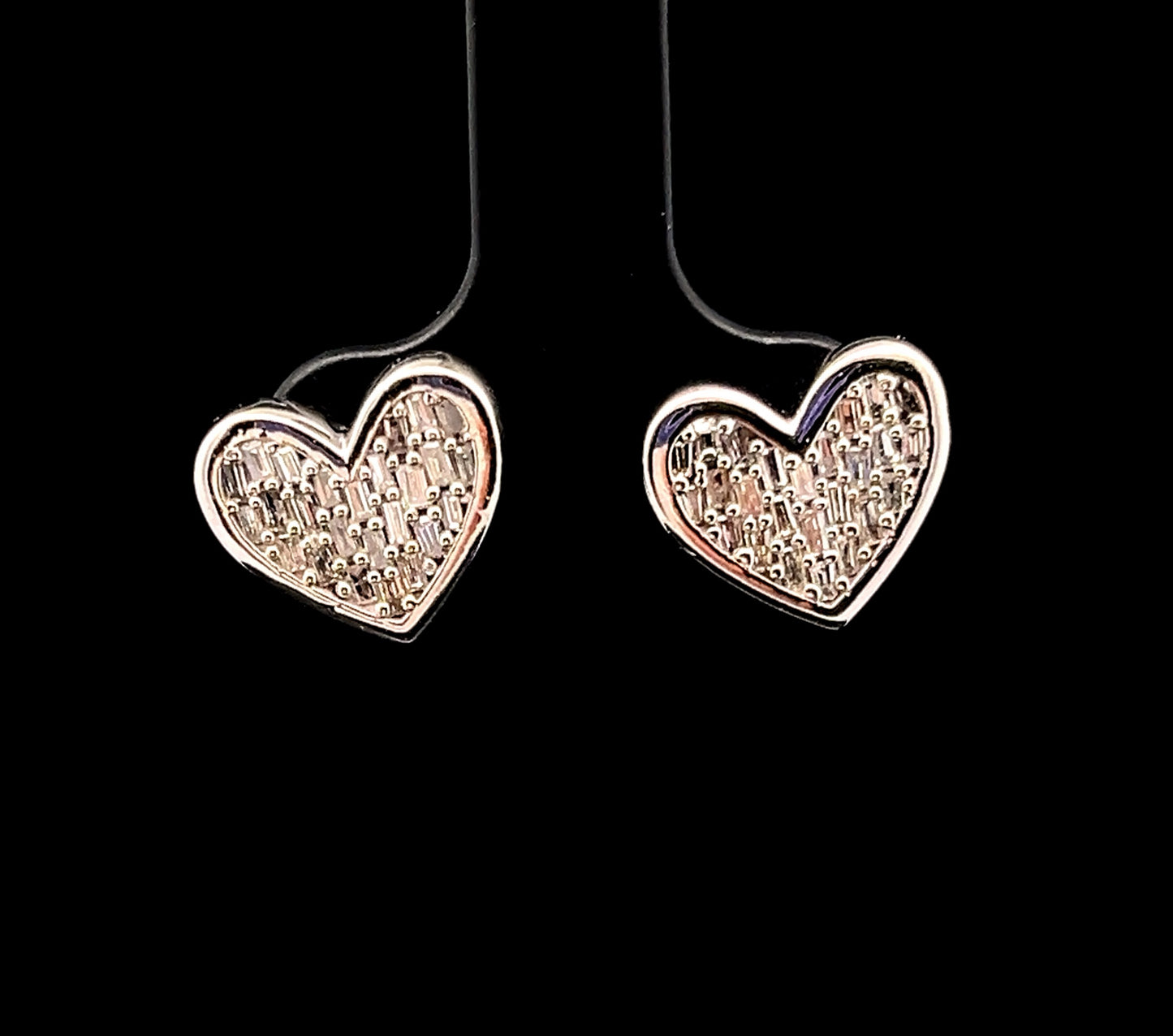 ARETES CORAZON PLANO BLANCO ENAMEL 0.37CT 14K V1