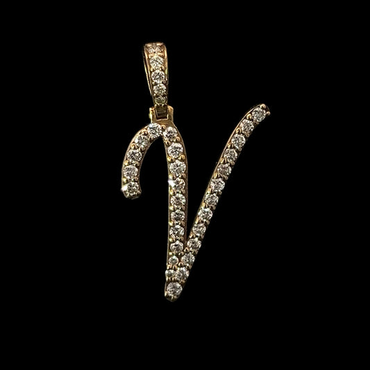 Yellow Gold Letter V Pendant 0.68CT 2.3GR 14K