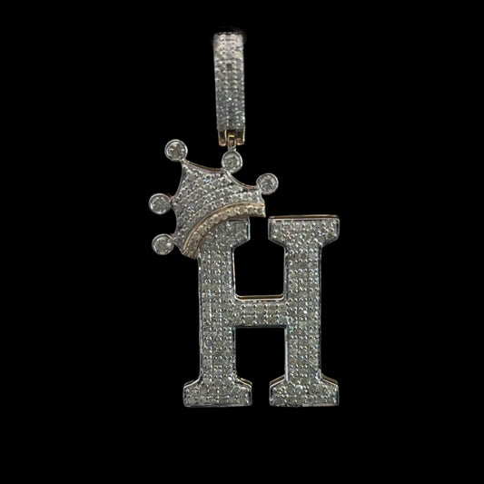 PENDANT LETRA H CON CORONA DIAMANTES 3.8GR 0.98CT 14K (SLNPD 0172-H)