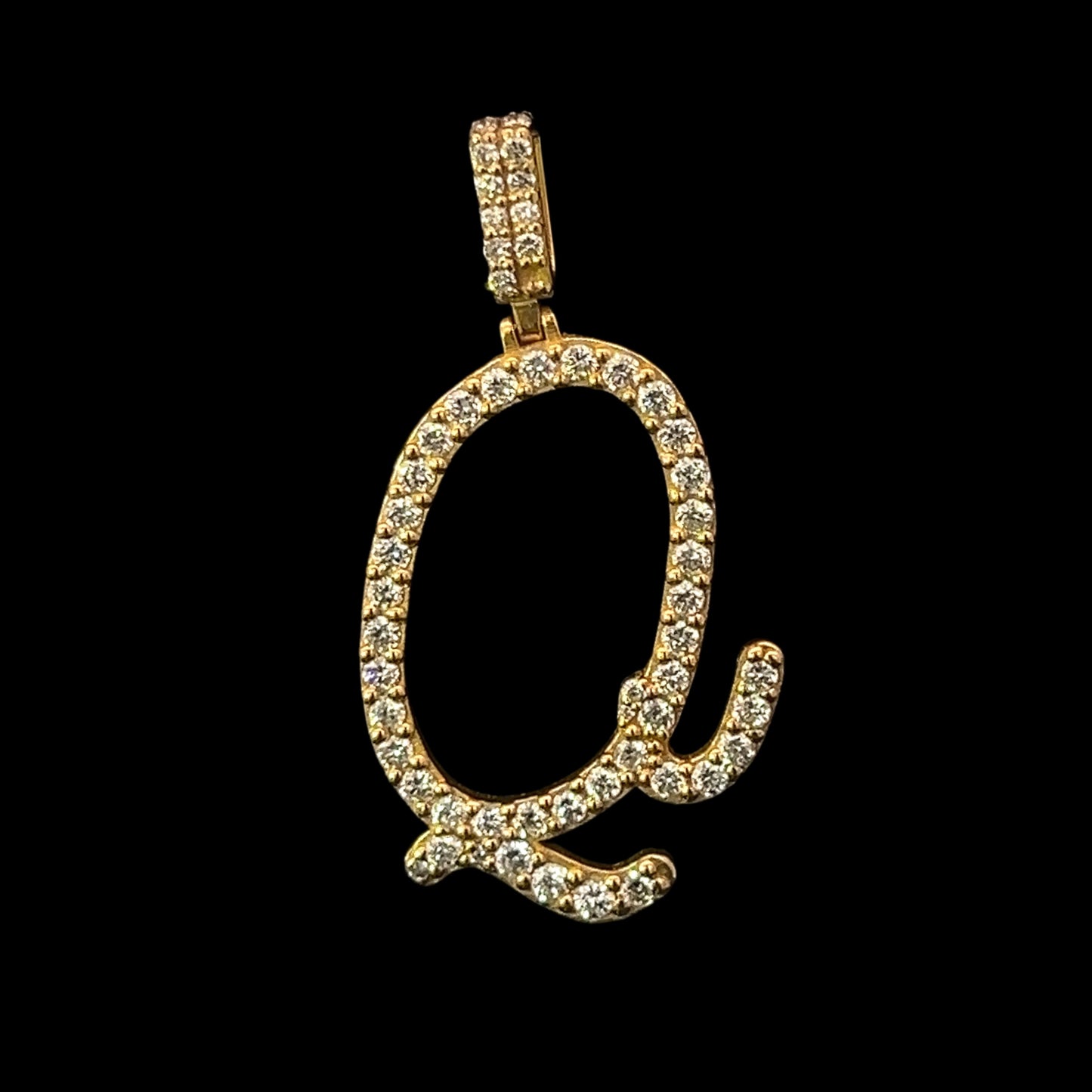 Yellow Gold Letter Q Pendant 1.04CT 3.7GR 14K