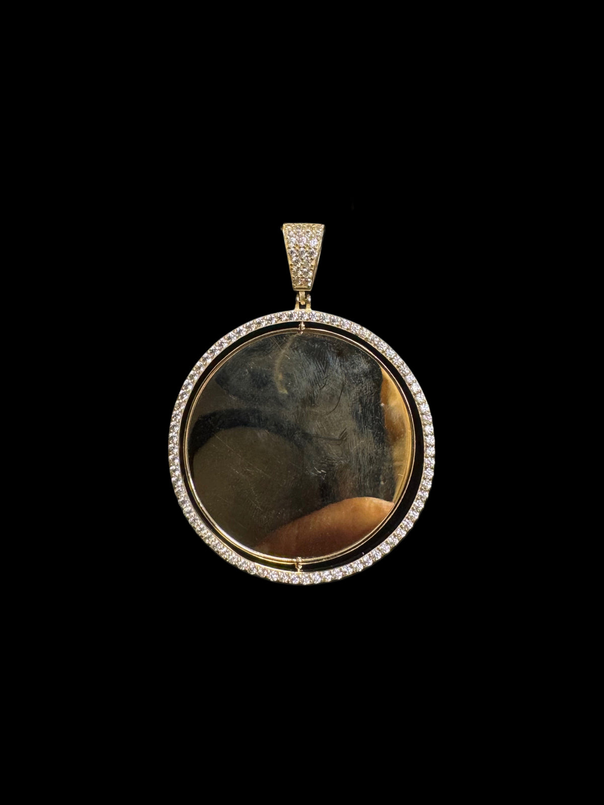 14K GOLD PICTURE PENDANT (6.9GR)
