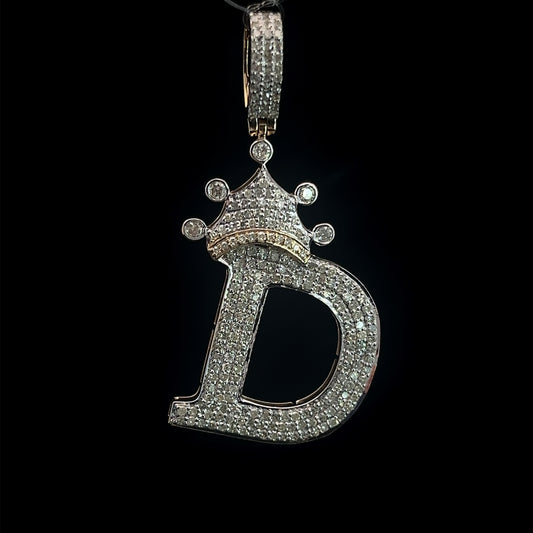 PENDANT LETRA D CON CORONA DIAMANTES 3.4GR 0.94CT 14K (SLNPD 0172-D)