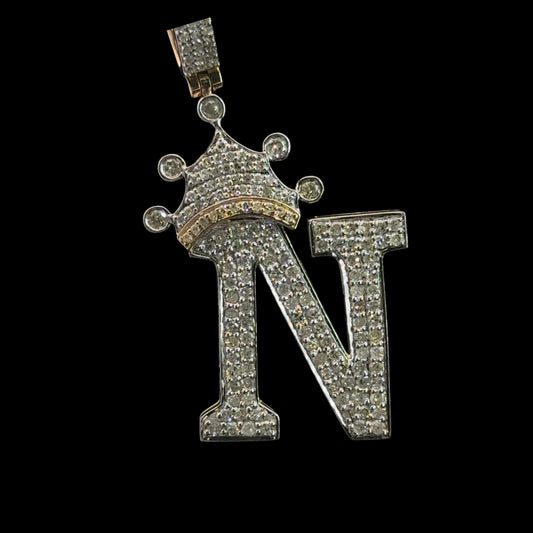 PENDANT LETRA N CON CORONA DIAMANTES 3.7GR 1.02CT 14K (SLNPD 0172-N)