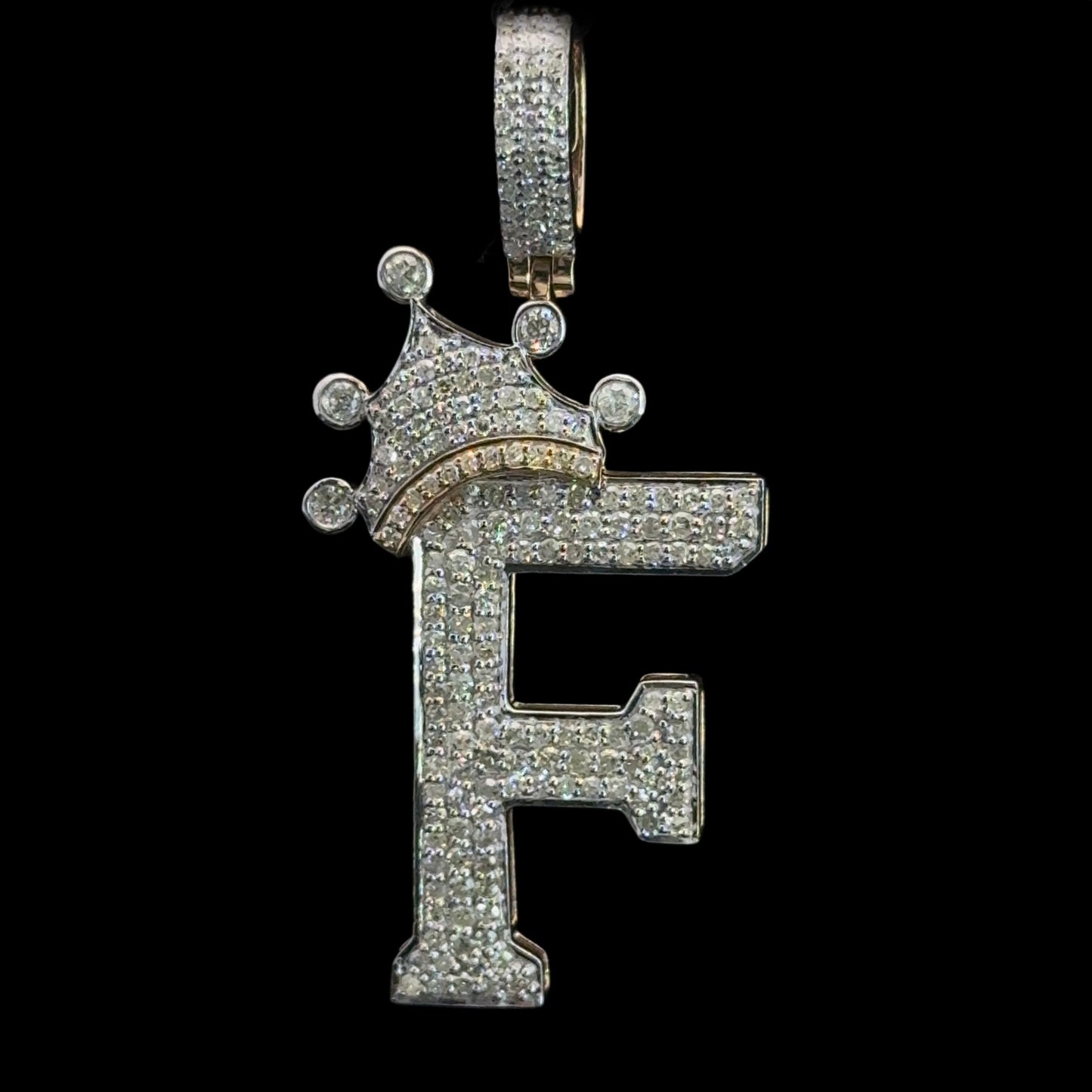 PENDANT LETRA F CON CORONA DIAMANTES 3.6GR 0.9CT 14K (SLNPD 0172-F)