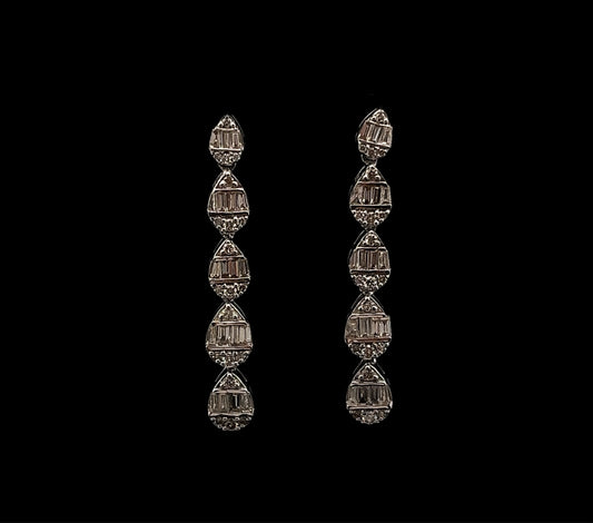 ARETES PERA CASCADA 1.33CT 14K