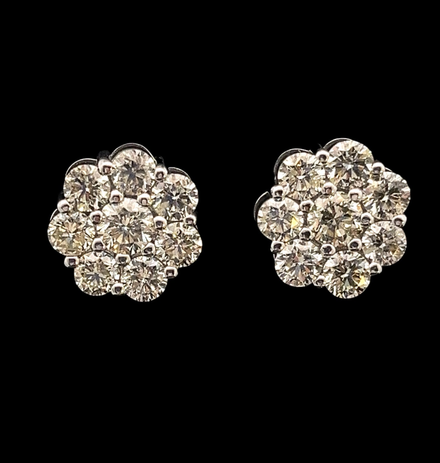 ARETES REDONDOS BLANCO DIAMANTES BIG 6.7GR 4,10CT 14K