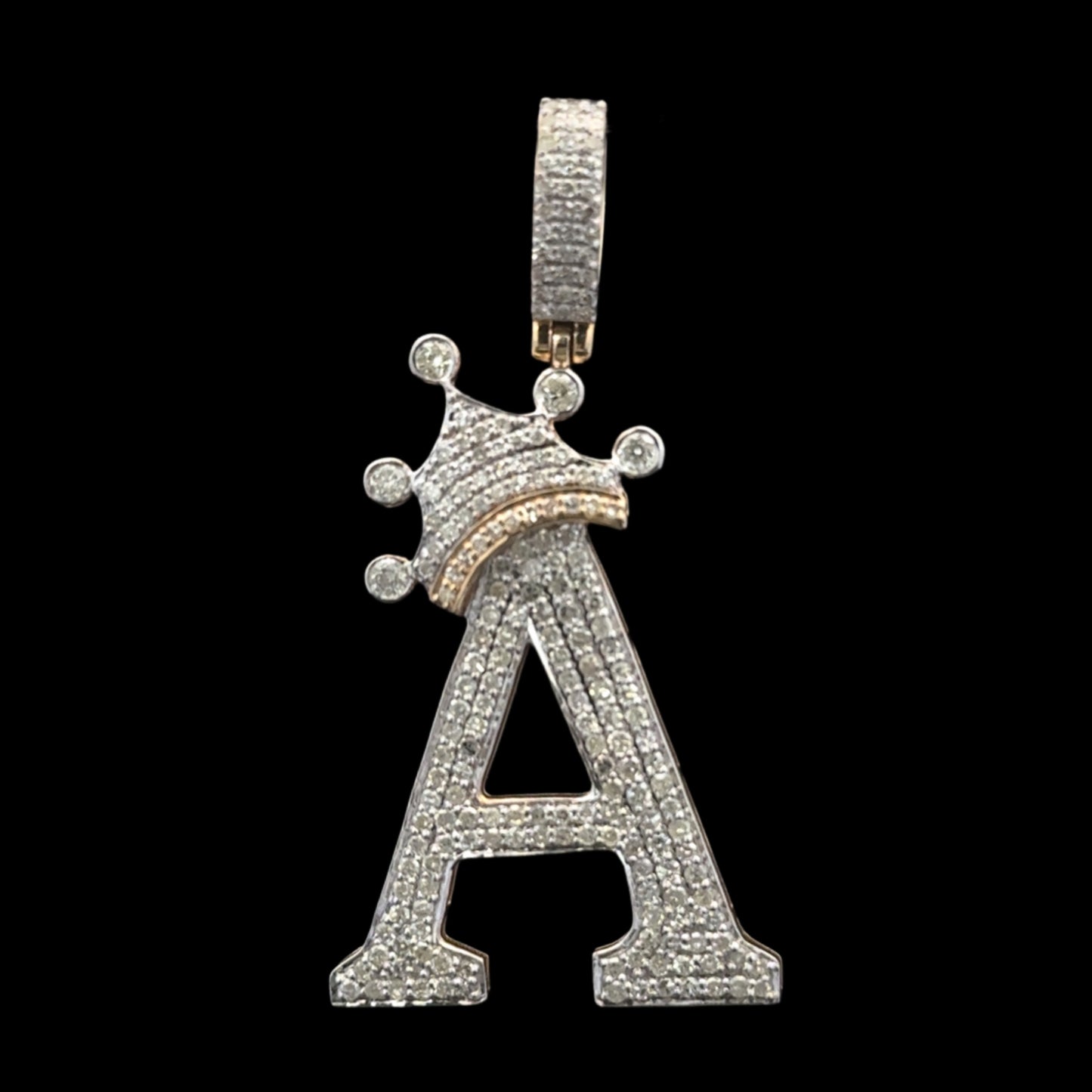 PENDANT LETRA A CON CORONA DIAMANTES 3.6GR 0.92CT 14k (SLNPD 0172-A)